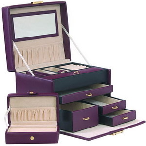 шкатулка для украшений с отделениями для объемных украшений