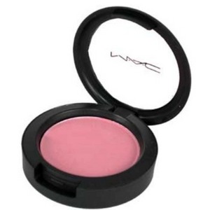 mac well dressed blush