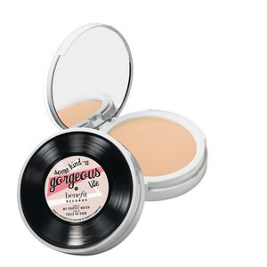 Тональная основа "Some kind of gorgeous" от Benefit