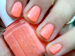 Haute As Hello (Essie)