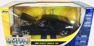 BLACK CHEVY IMPALA SS 1/24 MODEL CAR