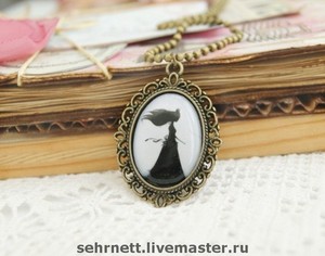 Кулон ручной работы