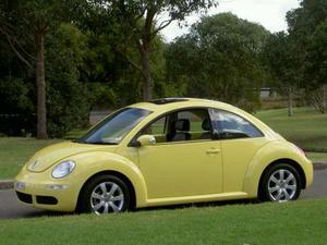 Volkswagen NEW Beetle