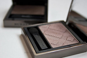 Burberry Sheer Eye Shadow Eye Enhancer ROSEWOOD NO.09