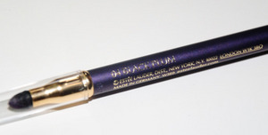 Estee Lauder Double Wear #04 Black Plum