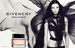 + Dahlia Noir Givenchy