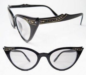 Cat's-eye glasses