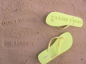 Тапочки с надписями на подошве