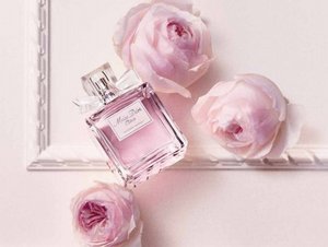 miss dior cherie blooming bouquet