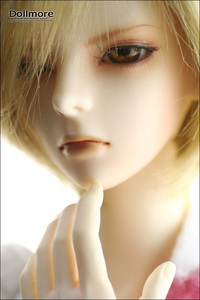 Ball-Jointed Doll (BJD)