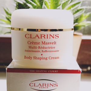 clarins creme masvelt multi-reductrice