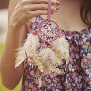 dreamcatcher earrings and necklace