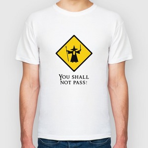 интересные футболки с "некричащим" дизайном