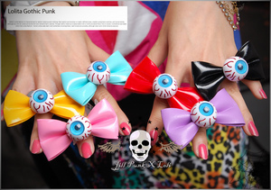 Ribbon + eye punk ring