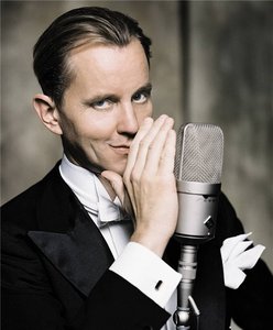 Max Raabe & Palast Orchester