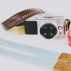 Dreamer Camera Neck & Shoulder Strap