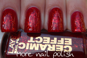 Layla Ceramic Effect 53 Red Flakie