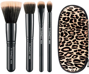 Набор кистей MAC (Perfectly Plush Brush Kit: Mineralize)