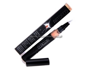 Консилер с кистью Perfect Teint Concealer