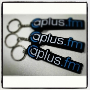 брелок @plus.fm