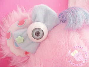 Blue eye ball bow hair clip