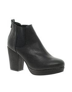 ABBI Chelsea Ankle Boots