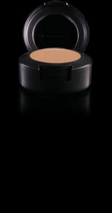 Mac concealer NC 20