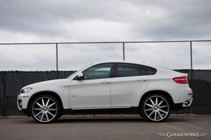 BMWx6 white