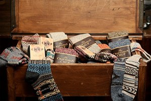 много красивых носочков