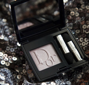 Тени DIOR Mono Eyeshadow 760 Tweed