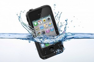 iPhone 4S Waterproof Case