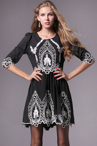 Zippered Scrawl Embroidery Black Dress