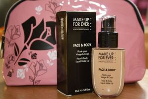 FACE & BODY LIQUID MAKE-UP Make up forever