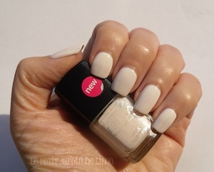 MUA nail polish creamy snow