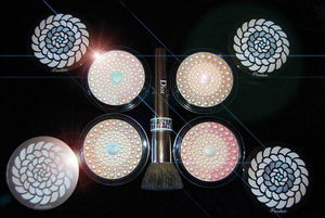 Guerlain Meteorites Poudre de Perles Illuminating Perfecting Pressed Powder