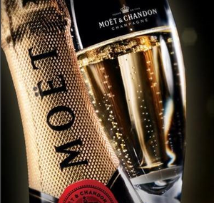 Mo&#235;t & Chandon champagne