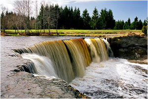 На Ягала водопад