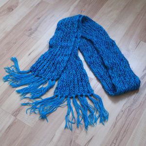 Связать шарфы