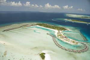 Мальдивы - отель CHAAYA ISLAND