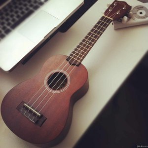 укулеле