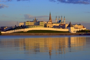 посетить Казань