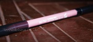 Shiseido smoothing lip pencil RD 702