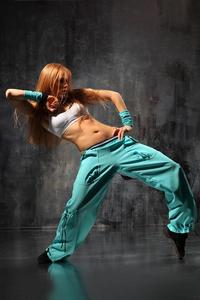 Научиться танцевать