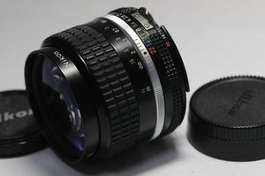 Nikon Ai-s 35mm F2