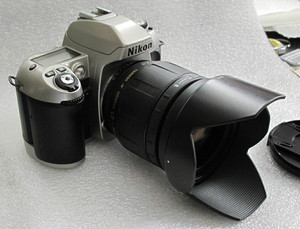 NIKON F80