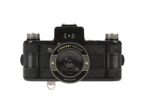 Камера Sprocket Rocket  Lomograhy