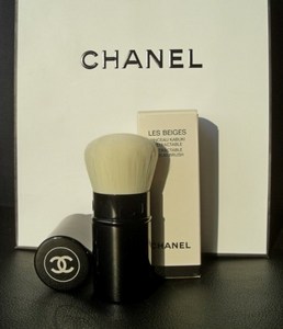 Chanel Retractable Kabuki Brush