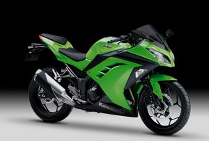 kawasaki ninja 300R ABS GREEN :)