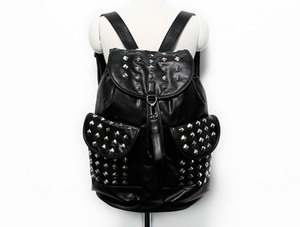 Рюкзак с шипами/клепками Stud Backpack