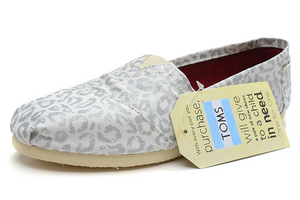 Women's Toms Silver Snow Leopard Vegan Classics Shoes